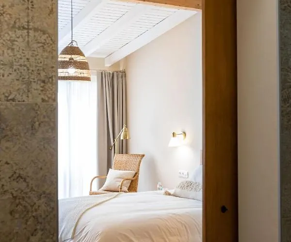 Rural Ohana Hotel 3*